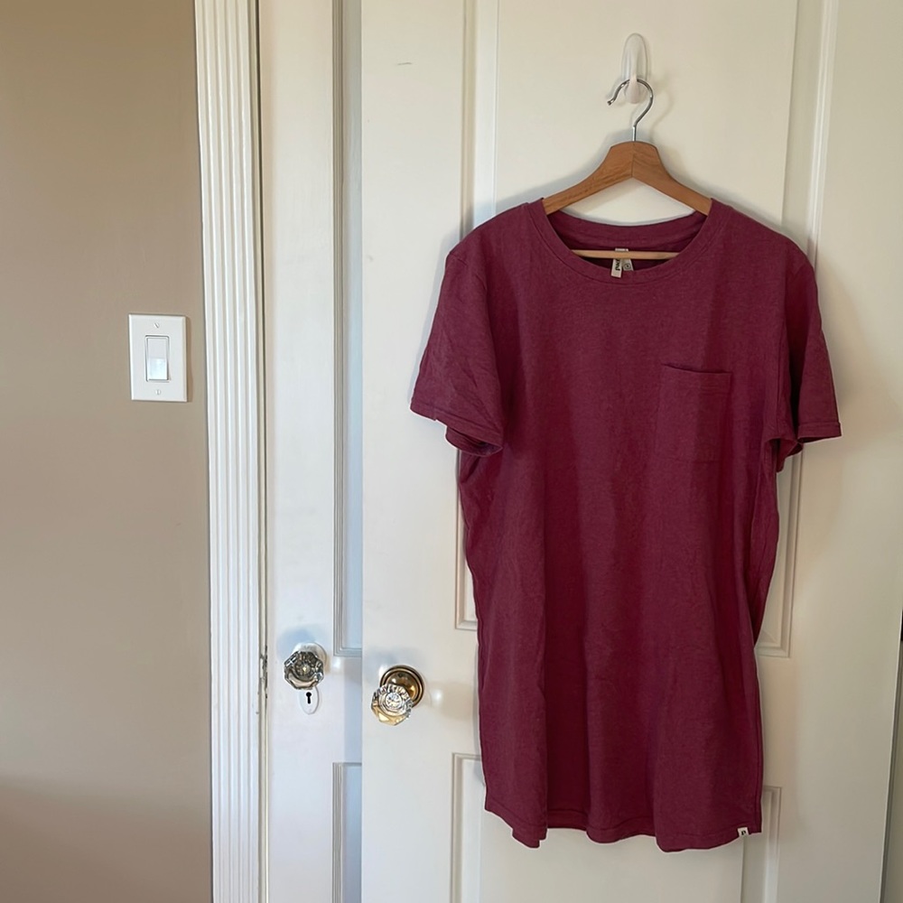 Pact Women’s organic cotton sleep tee, size M